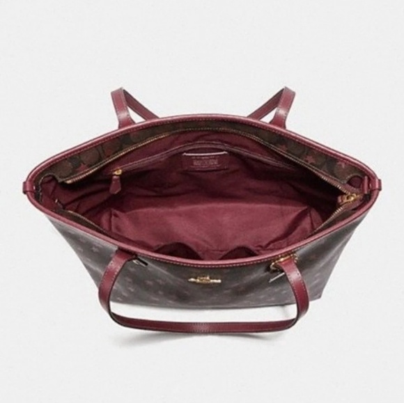 🚫SOLD🚫NWT COACH 3 PC SET IN STAR PRINT - Picture 8 of 8